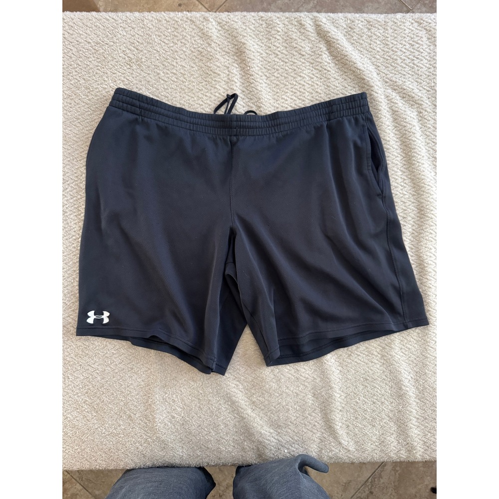 Under Armour Black Mesh Athletic Shorts Drawstring Pockets Large LG Men's